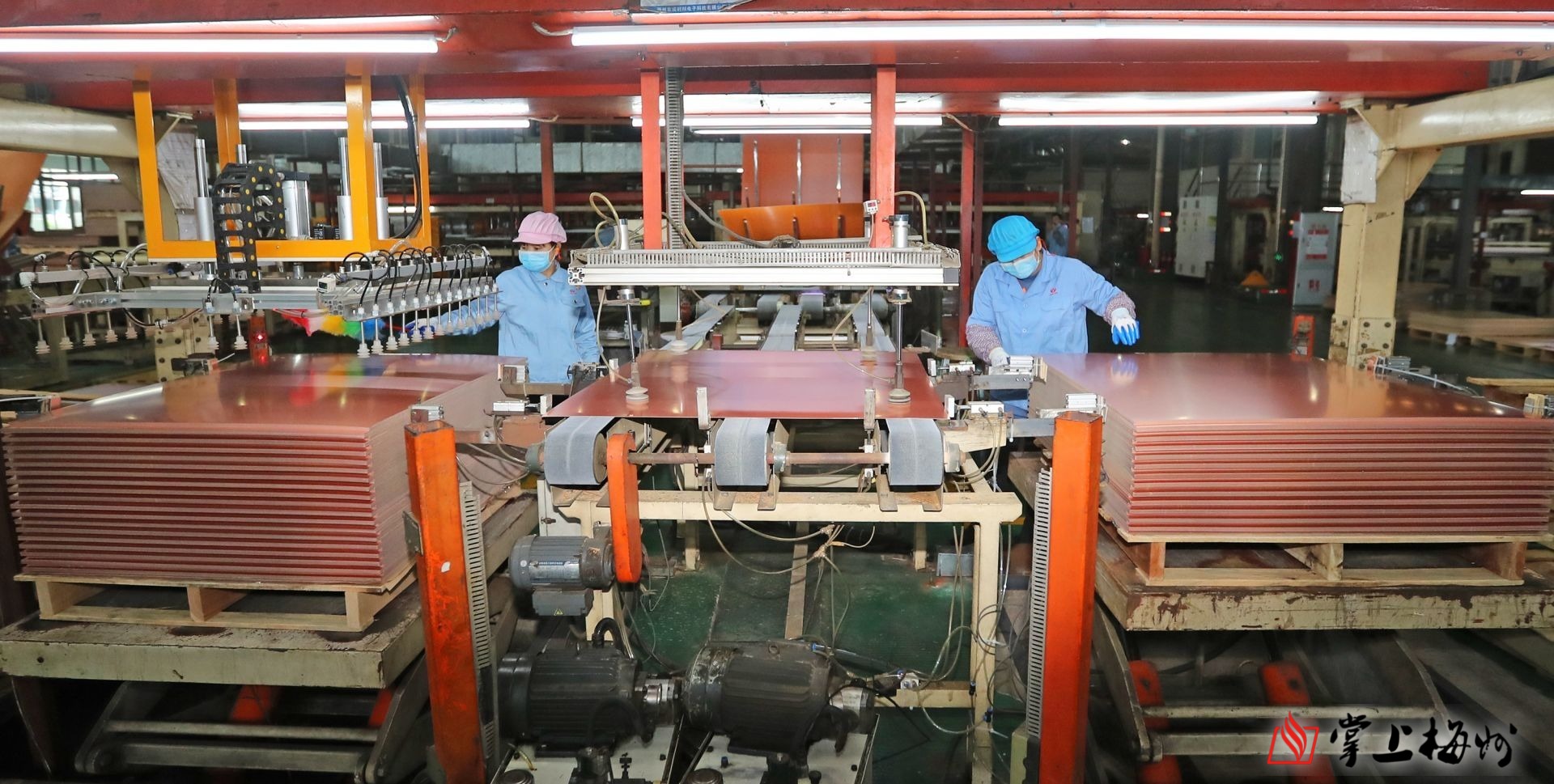 工業(yè)技改增產(chǎn)能 疫情之下“選客戶”！威利邦電子2021年產(chǎn)值突破10億元大關(guān)